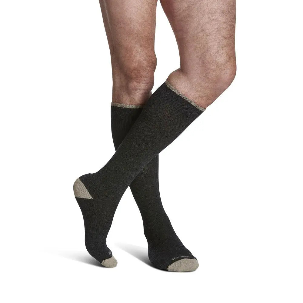 422C Outdoor Performance Calf Compression Socks